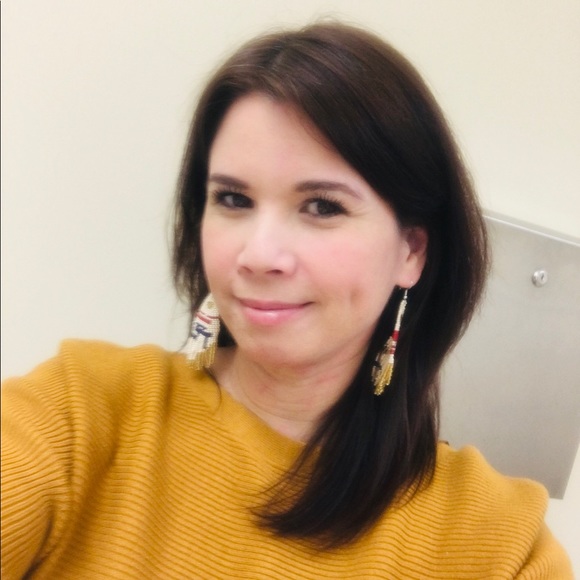 Meet your Posher, Kat - Picture 1 of 1